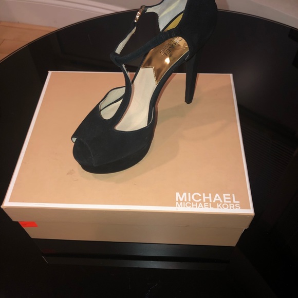 Womens size 10 Michael Kors platforms - Picture 3 of 5